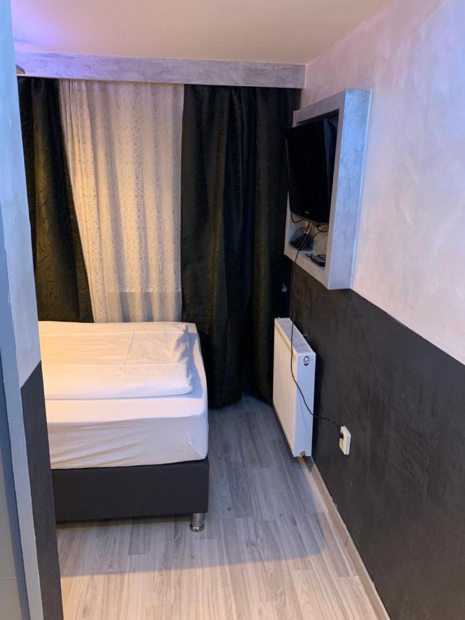 Ristorante Sicilia Отель Tappenbeck